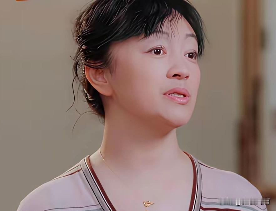 演员罗海琼真的是活的真实又睿智。

她说两个人的婚姻经济条件真的很重要，结婚以后