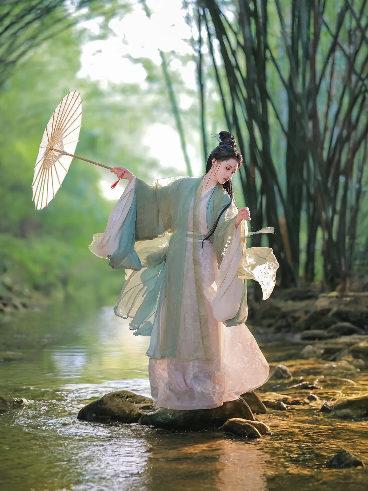 七月初七，淮水竹亭