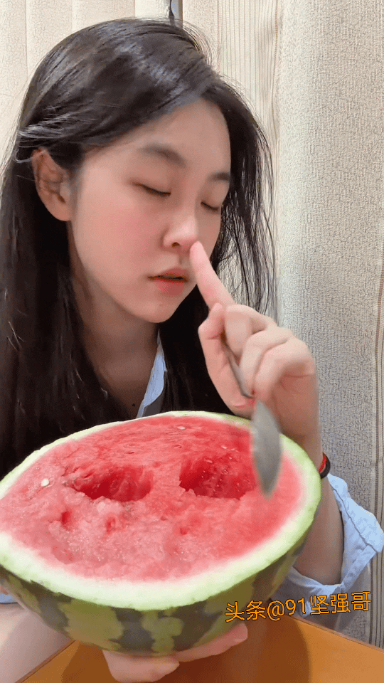 发明西瓜猪鼻子的人真是天才！