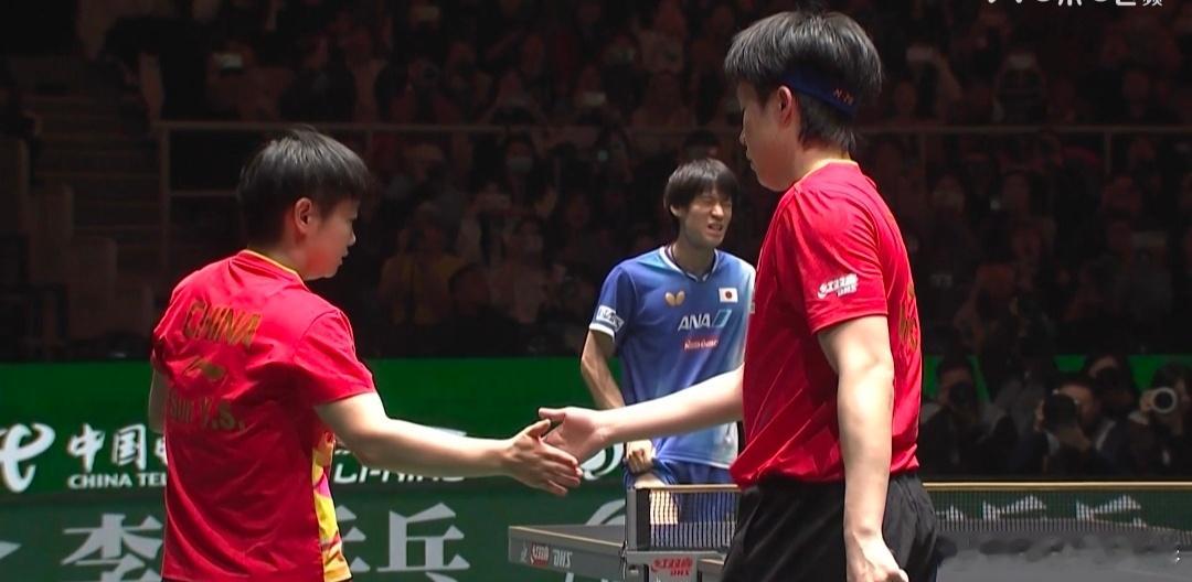 2025年11月6日午后，成都混团赛场硝烟四起，中国队与日本队展开巅峰对决，最终