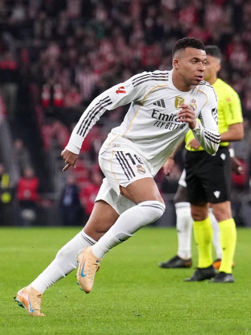 姆巴佩  冲刺联赛第一✌️ 