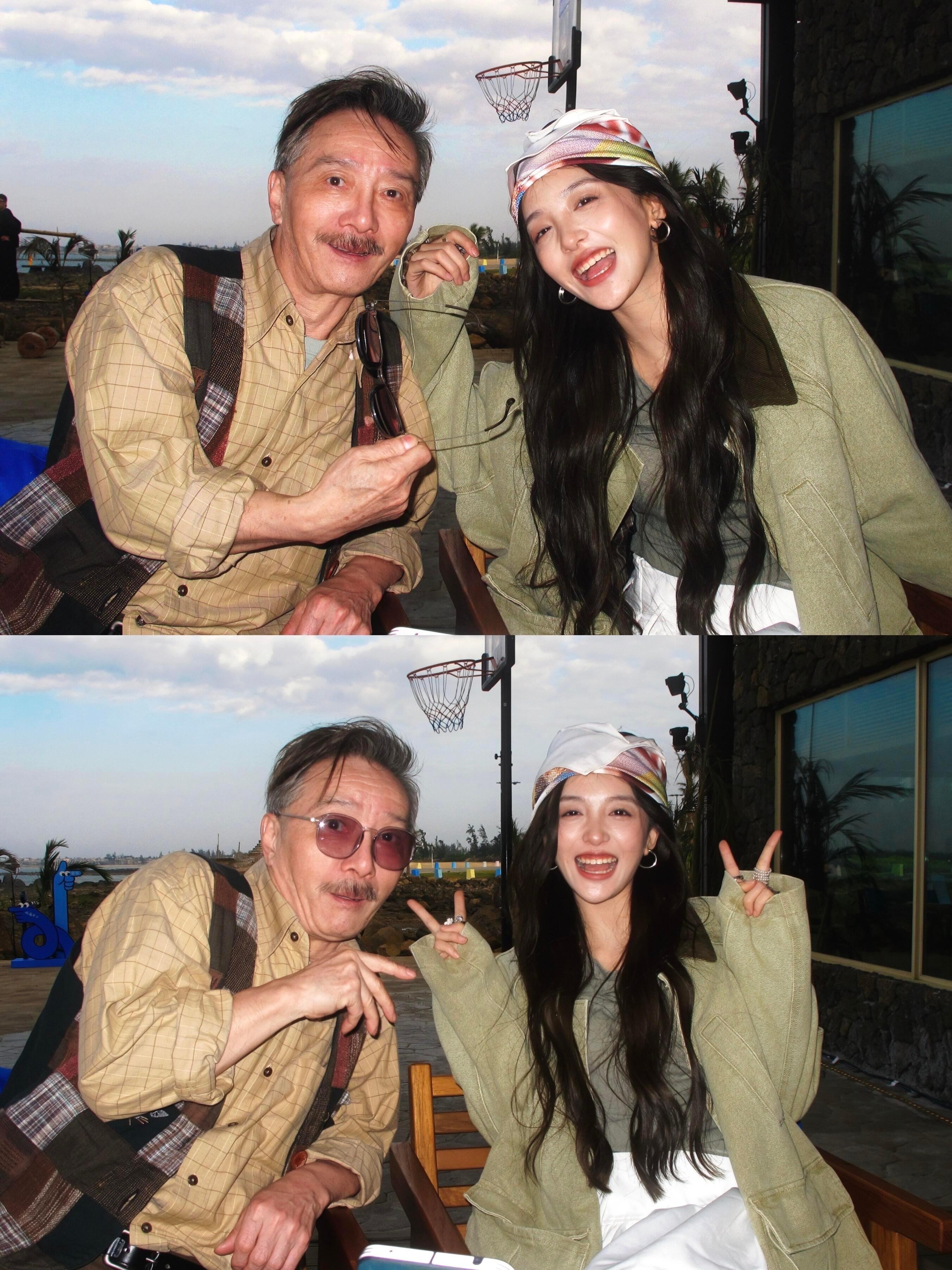 李世宏沈月姑娘给咱拍的真漂亮  配音演员李世宏分享与丹丹的同框合照，字里行间都是