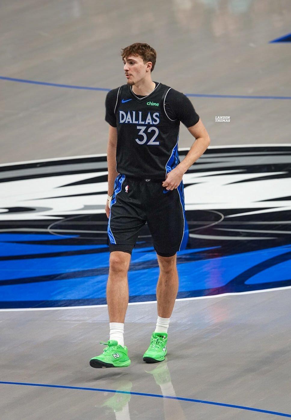 越来越好！库珀·弗拉格最近4场比赛：场均19.8分（投篮命中率54.2%，场均出