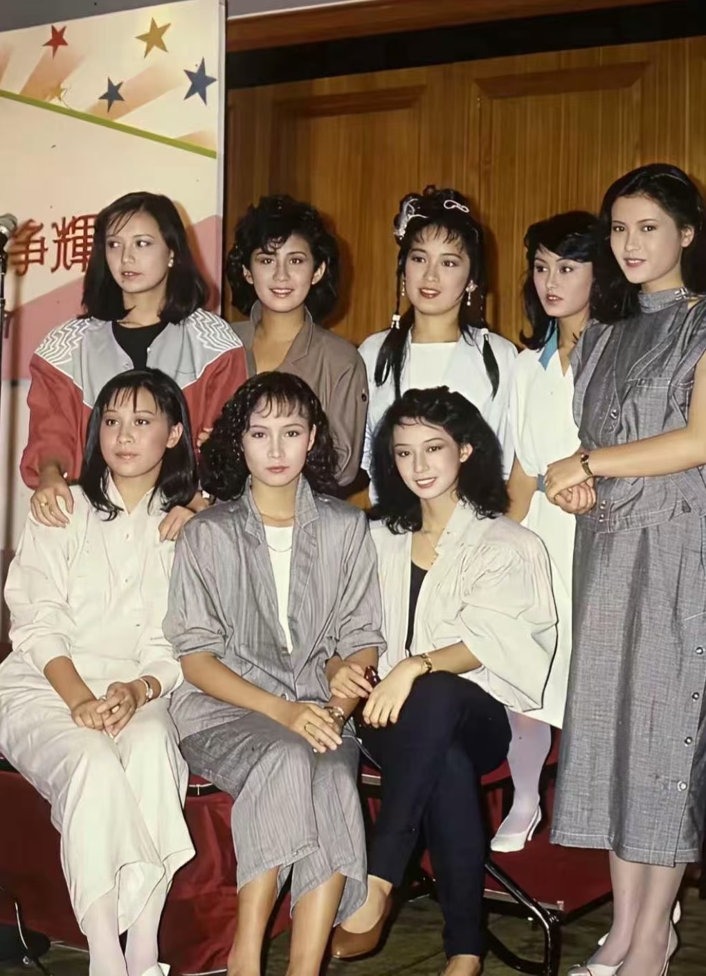刘嘉玲那时候一看就是大陆妹 ​​​