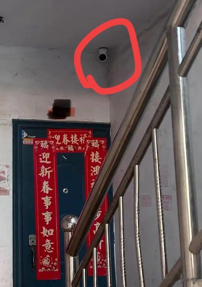 一直有件事我特别想吐槽，也相信很多小区住户都深有体会：

为什么现在越来越多人，