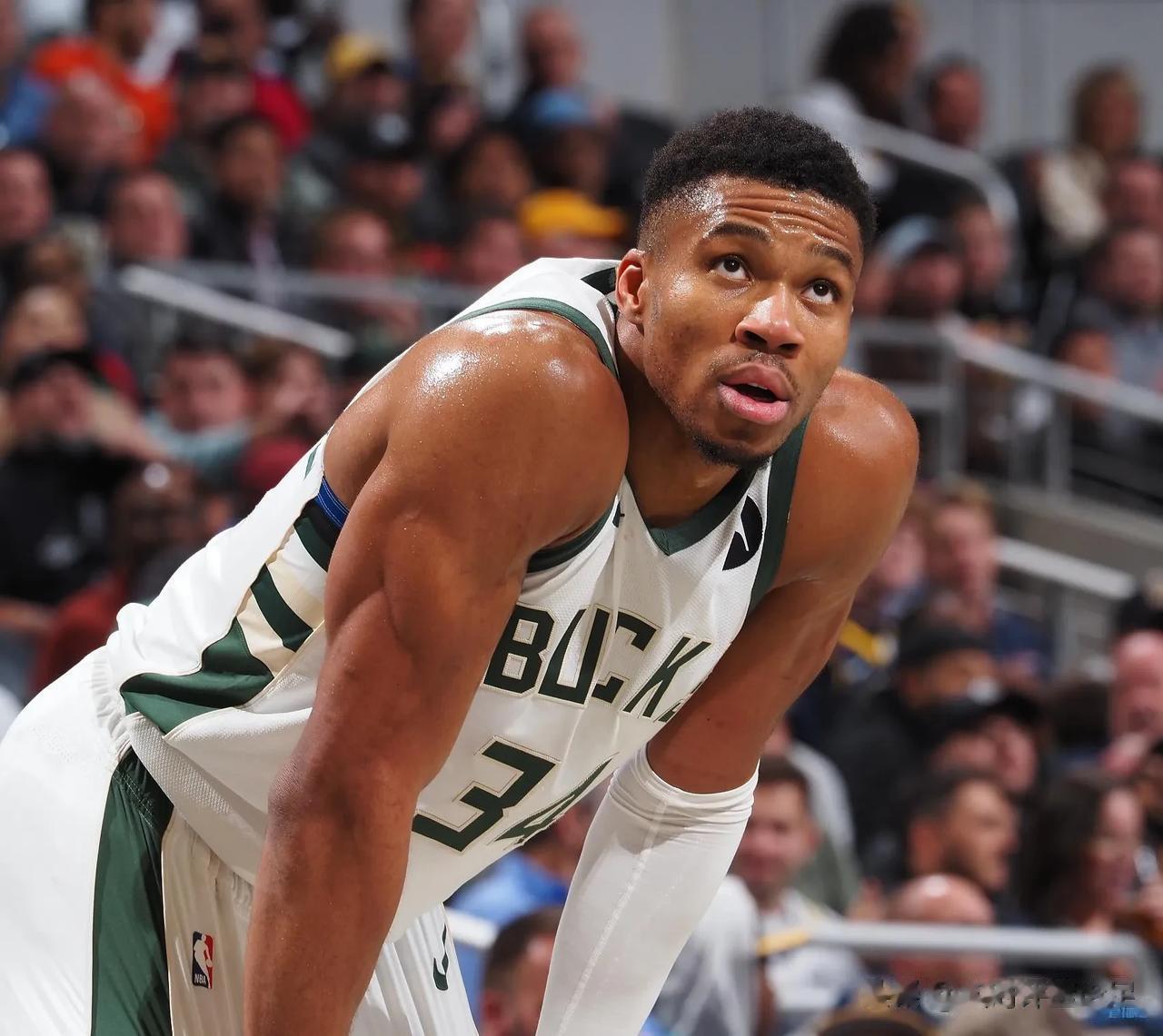 NBA常规赛，雄鹿124-126步行者，字母哥空坎54分，不得不承认的2大事实
