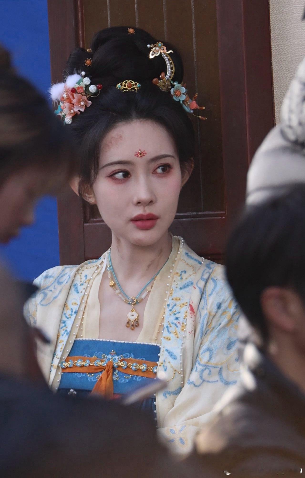 昀牵孟绕  尚公主 摇摇原图直出的美貌 