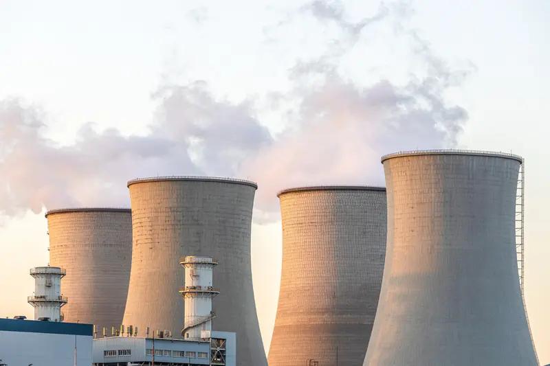 日本核反应堆又出事了！当地时间23日，福井县敦贺市正在报废施工的“普贤”核反应堆