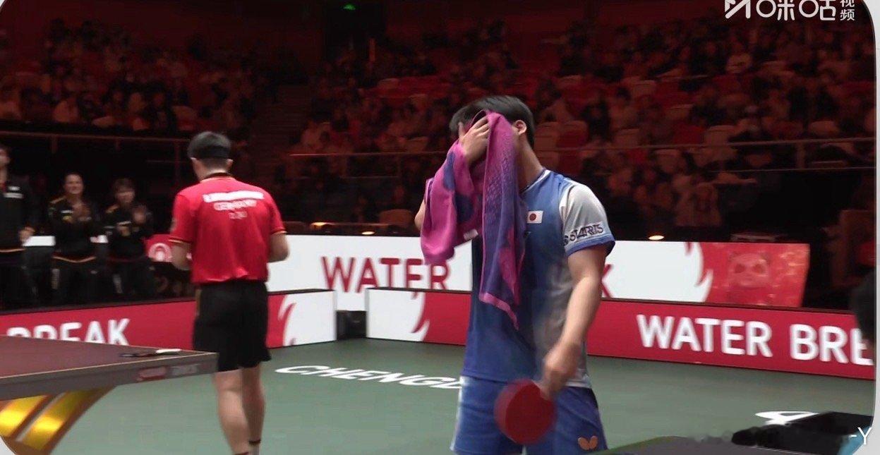 邱党2-0松岛辉空德国3-5日本空少老毛病又要犯了 