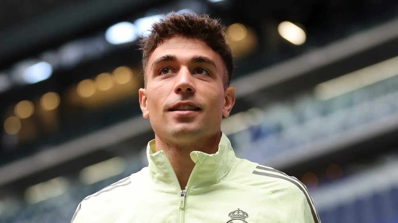 【马卡报】大卫·希门尼斯在对阵瓦伦西亚的比赛中首发之后便再也没有进入过一线队大名