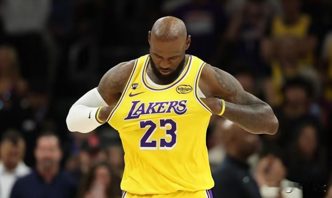 连续两场被绝杀，湖人110比113三连败不敌残阵太阳！湖人人心已散，首当其冲就是