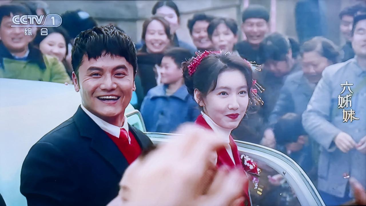 剧情十年间的展现，在62年计划经济凭票购物的背景下，“重男轻女”的封建思想盛兴开