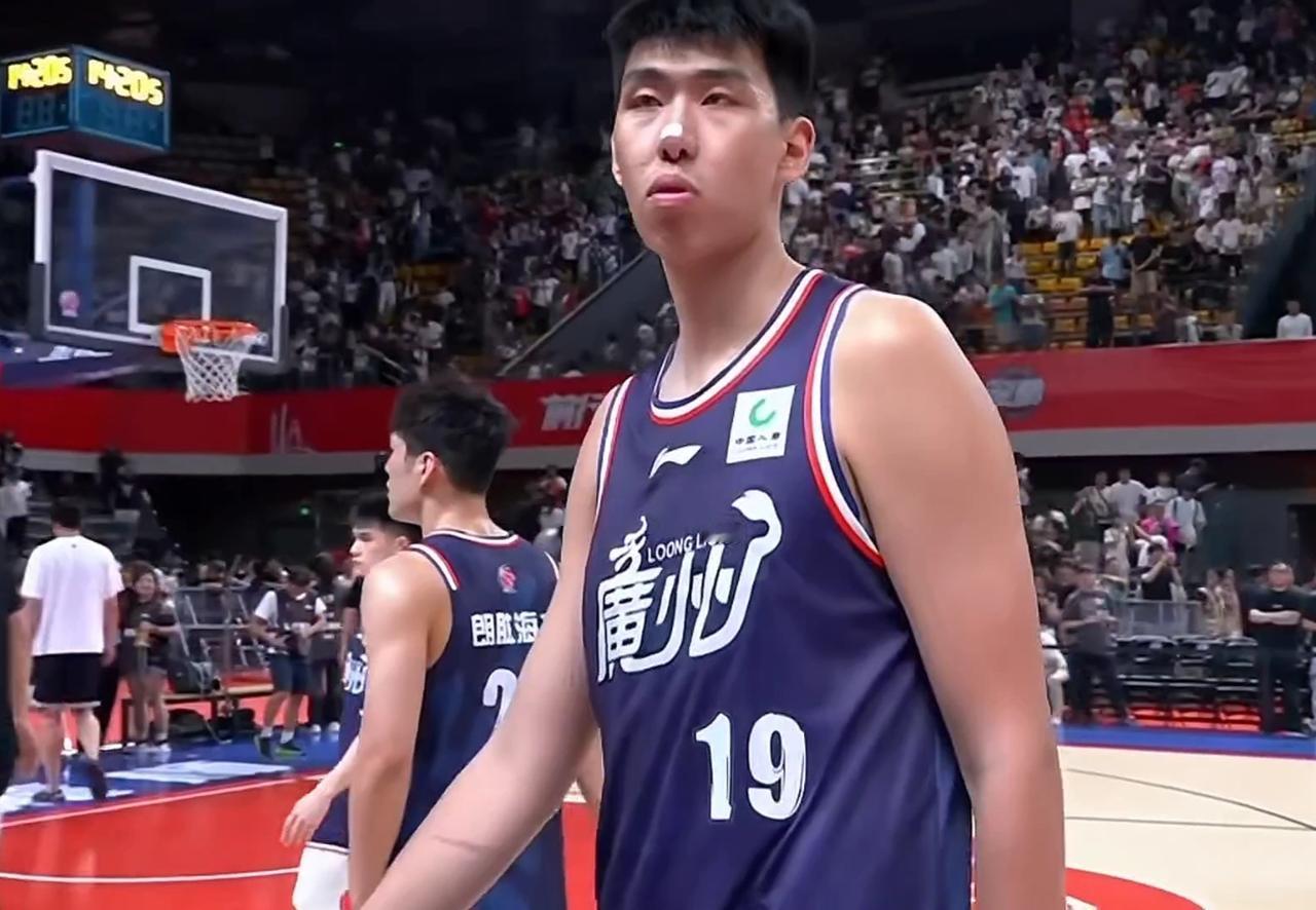 徐昕非常失望，广州男篮想淘汰广东男篮难度太大！

广东男篮在第二场季后赛找回状态