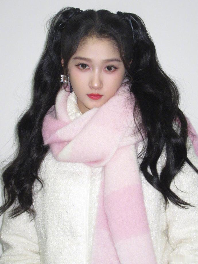 关晓彤双马尾ccd关晓彤双马尾怼脸 关晓彤双马尾怼脸 