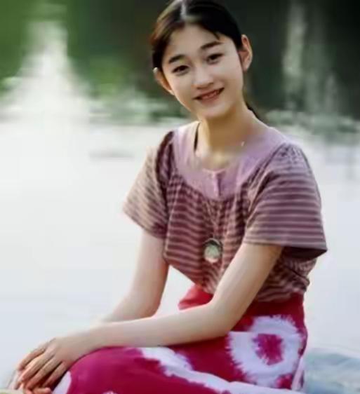 难怪女性离婚后都会全力深耕事业，李小冉婚变消息冲上热搜，十二年婚姻就此画上句号。