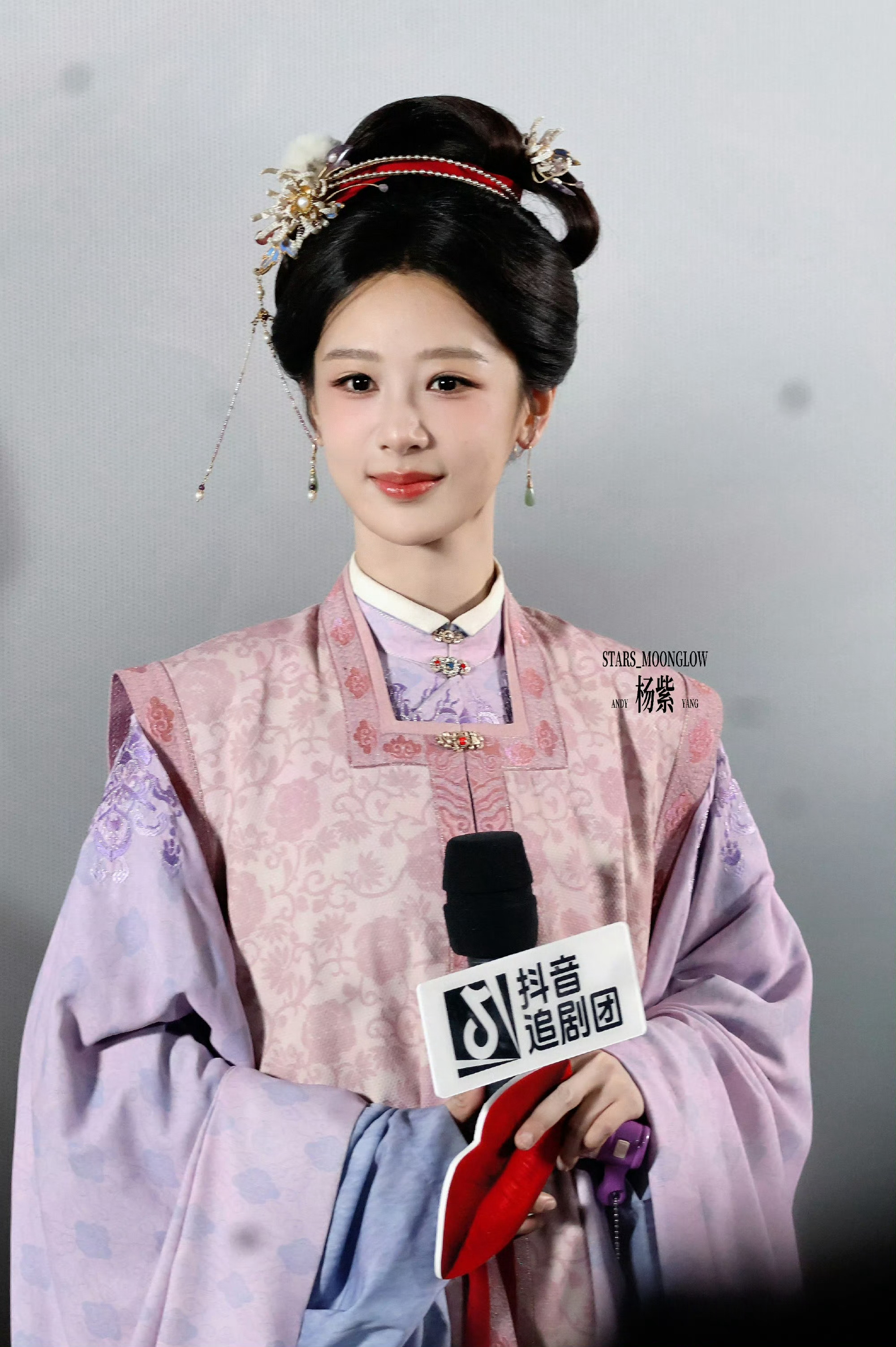 杨紫 yz杨紫李祯 yz杨紫家业 yz杨紫喜欢你是一个层层见喜的过程·【杨紫白菊