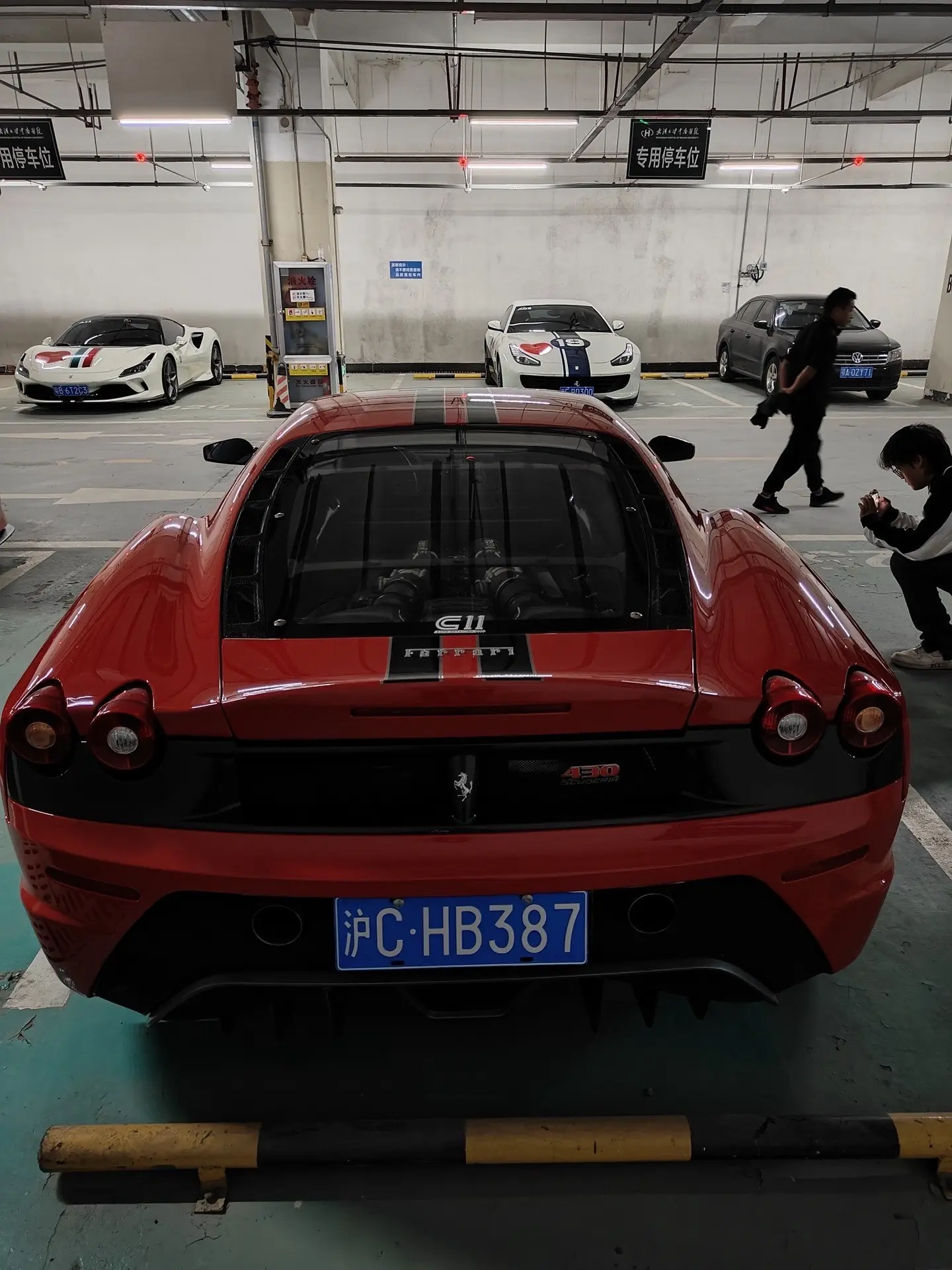 Ferrari F430 Shanghai license plate...