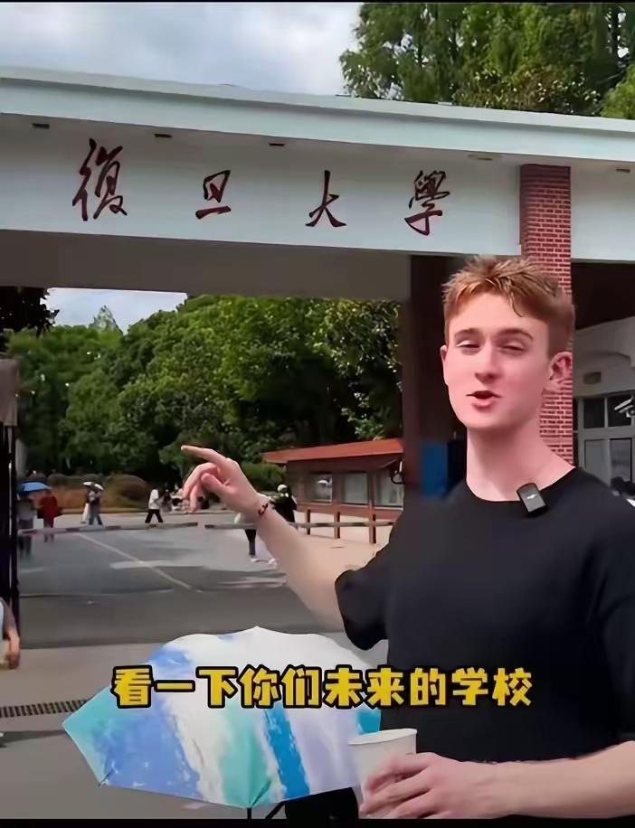 当初媒体一窝蜂批四川乐山“贞洁”广告，现在效果初显。

转眼各类争议接连出现，西