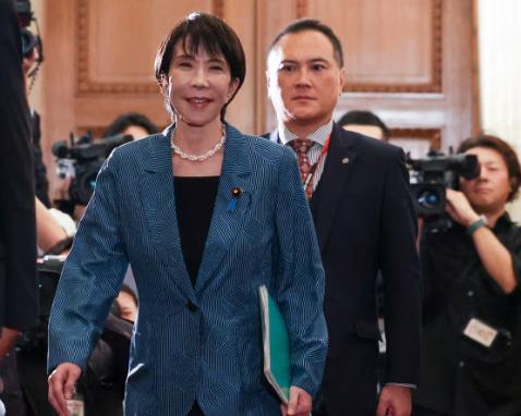 小泉进次郎虽然语言逻辑不行，但是他能不能当上下一任首相尚且待定，高市早苗拉拢他属