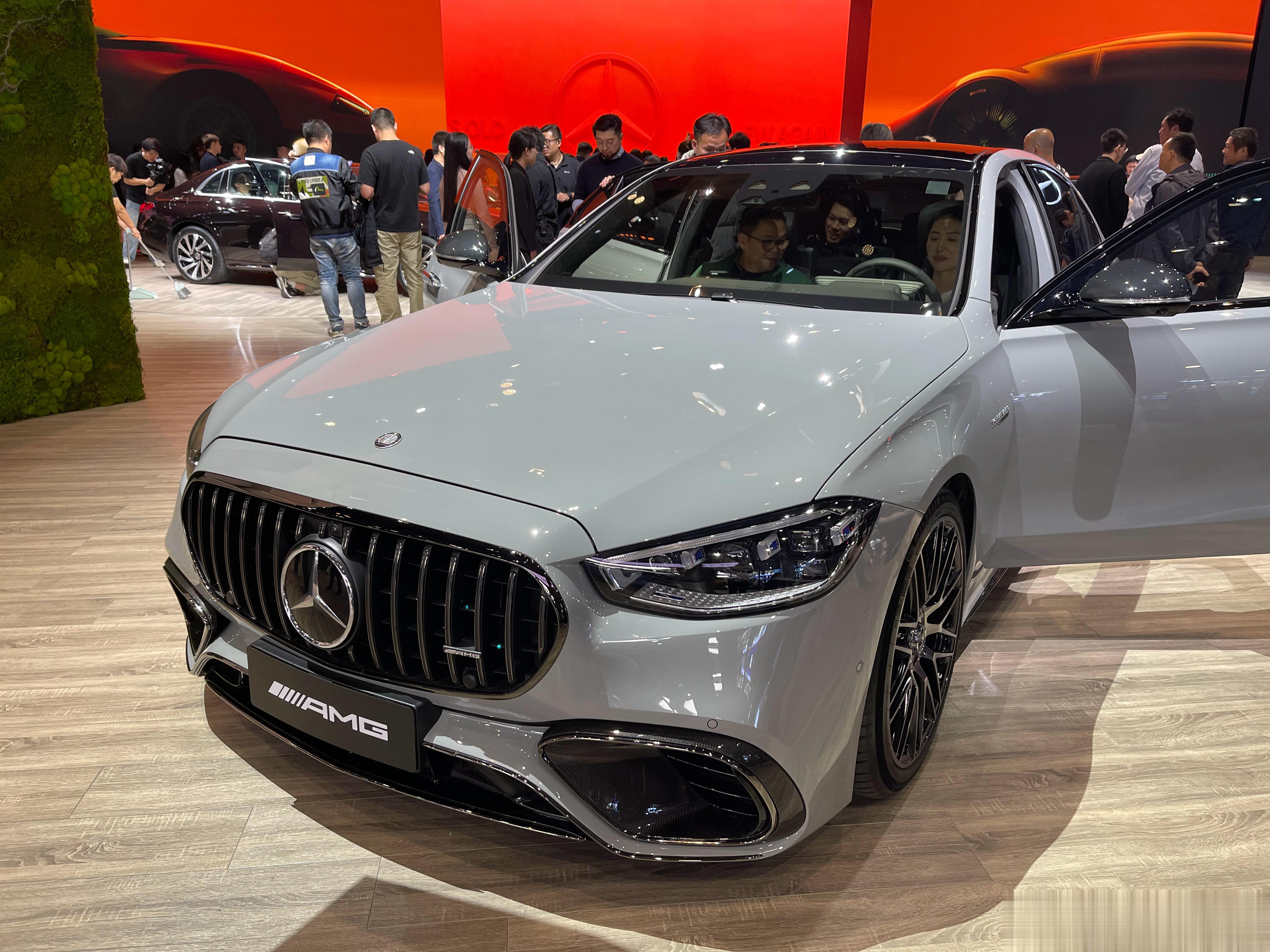 #shen车视界##2023广州车展# 223 S级的终极形态，V8的奔驰，主打