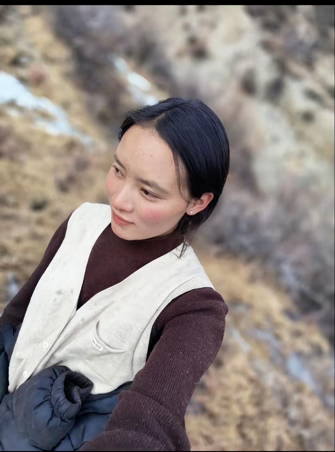 素颜的样子很丑珍惜我们的快乐时光