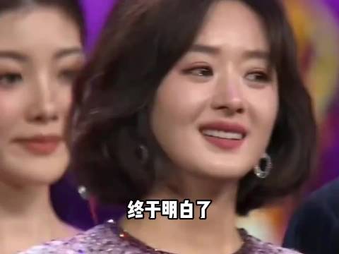 #赵丽颖身体到底怎么了#一直以来印象里赵丽颖都是拼命拍戏的“劳模”，身上积攒了不少拍戏留下的旧伤，坠