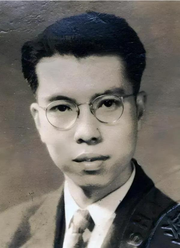 1948年，28岁男子不顾妻子反对，坚决给出生3天的女儿开刀，他用刀划开女儿后背