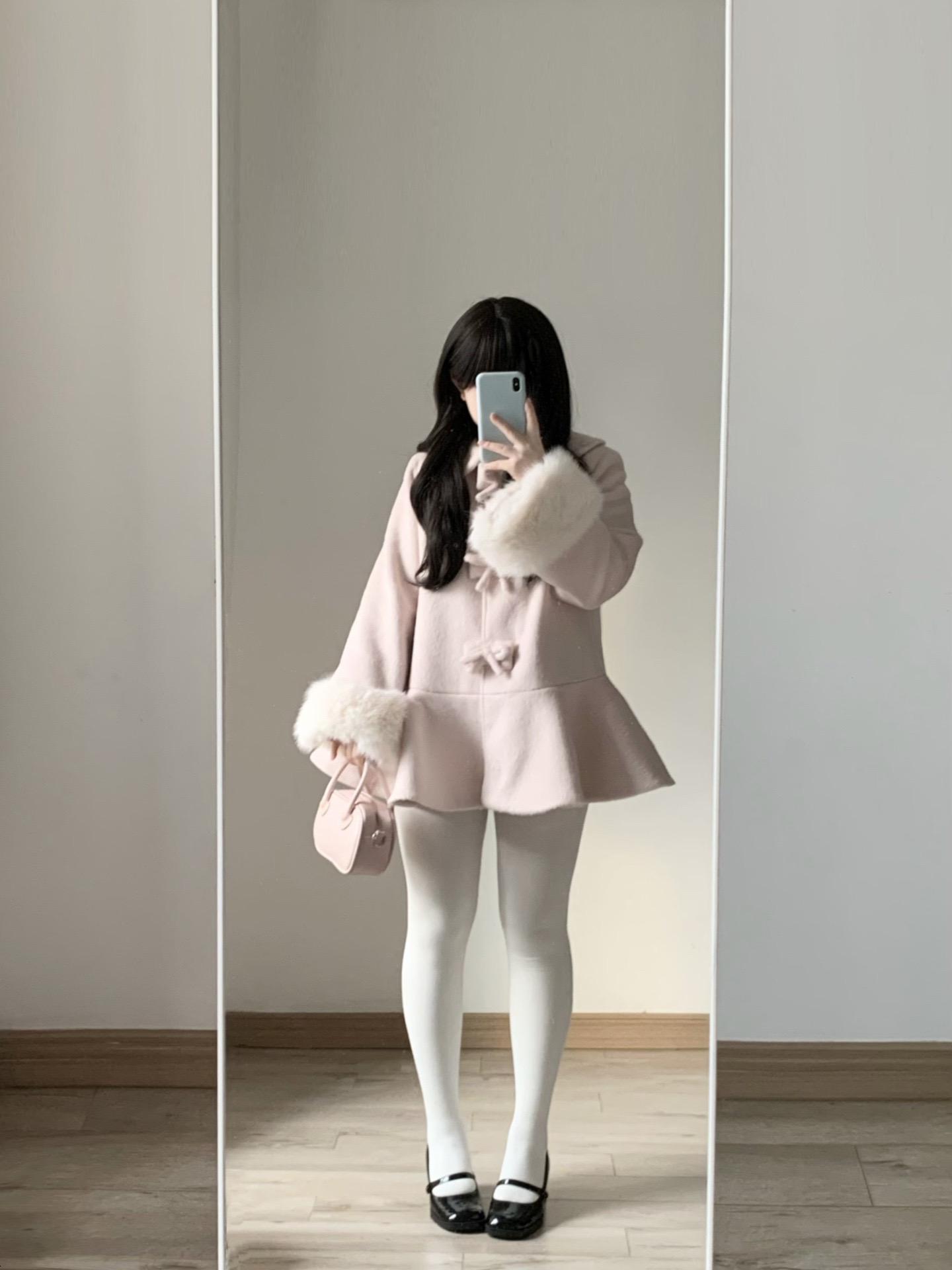 娃娃领千金感大衣。
