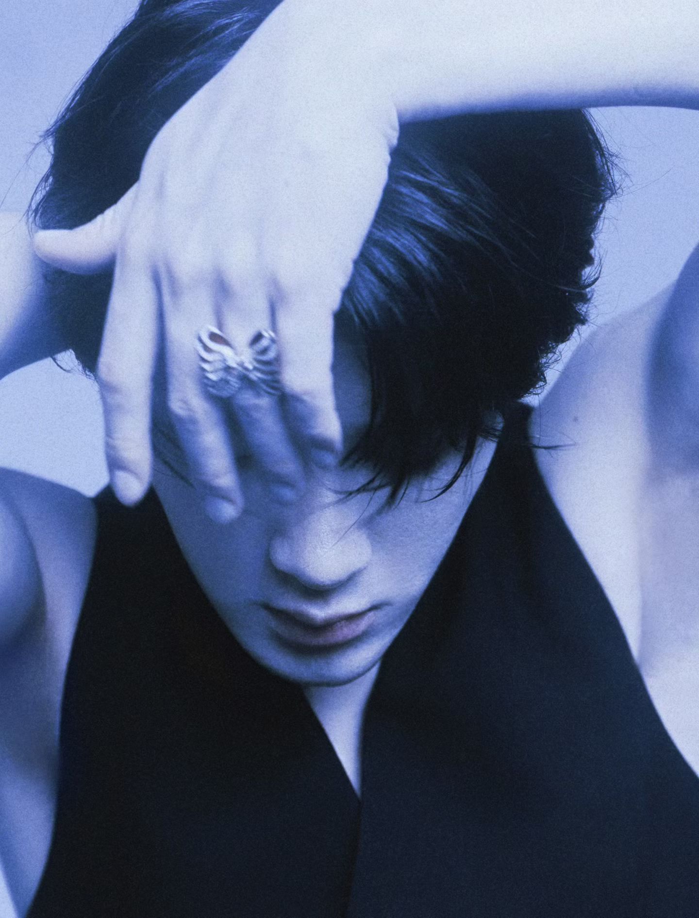 冬至快乐，冬天就应该发点美好的轮廓。期待檀健次的星光大赏之旅。檀健次星光大赏红毯