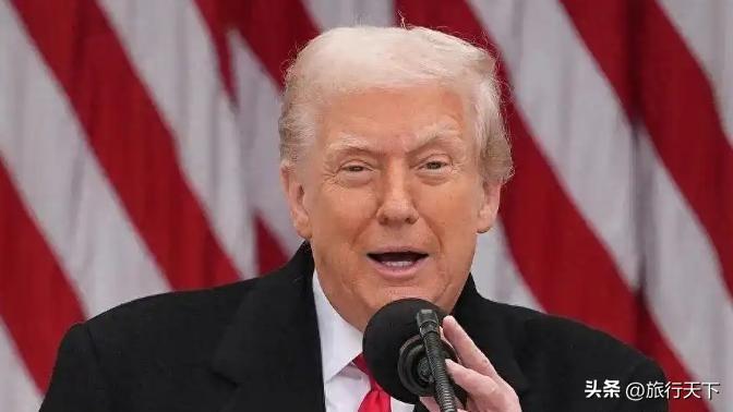 这回真的千古留名了！165 年来的规矩，首次打破。特朗普把名字刻上美元！美国货币