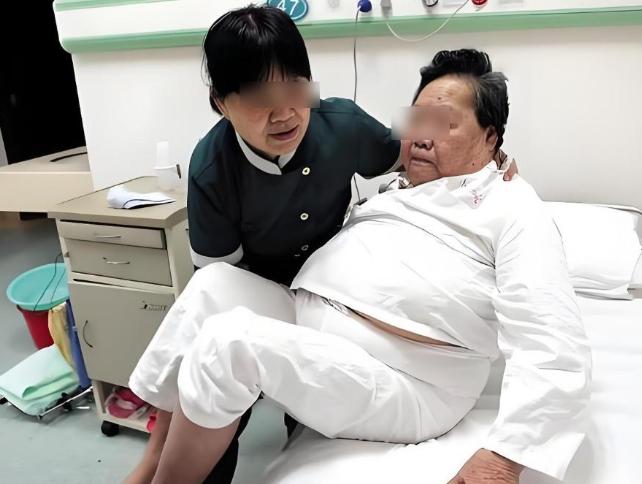 一位7年护工自白：只要老人进了养老院，九成以上就再也回不了家

孙奶奶91岁，住