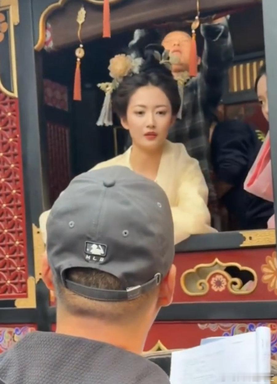 于正直播晒陈钰琪金吾不禁造型 “一定会让她很红”，既看好人又信剧的自信也太绝了！