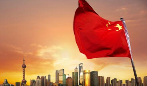 为什么西方的颜色革命在中国行不通？因为中国人民的政治素养在全球少有人能比。俄乌刚