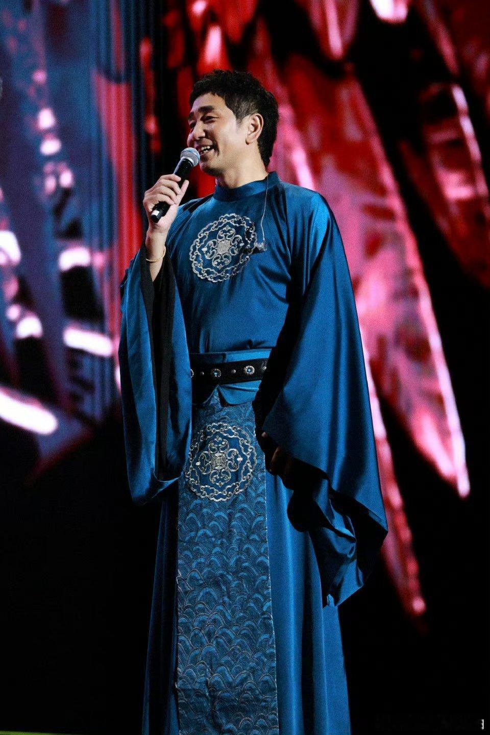 沙宝亮替褚怀明流放内蒙古 褚怀明跨次元流放？沙宝亮演唱会重现角色，《暗香》一响D