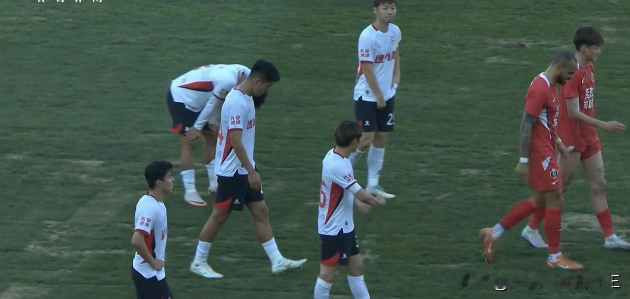 0:2延边，陕西联合又一个客场败北，输的没有一点脾气。
关于比赛，我只想用五个字