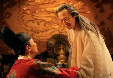 为什么有时皇帝明知谁是奸臣，可却始终不愿铲除他呢？

那我就要问你了，什么是忠，