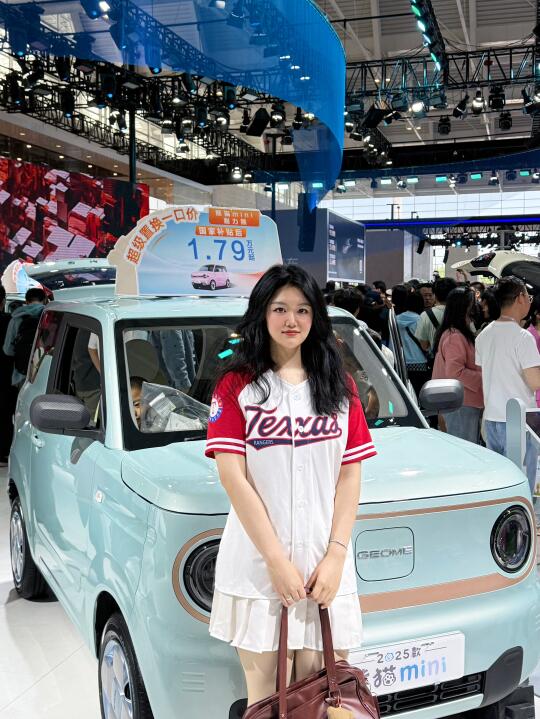 不愧是天津，节日买车来这个展❗️