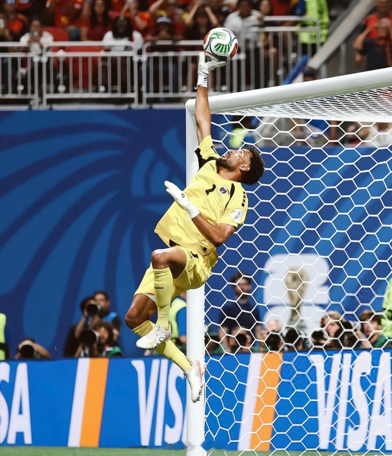 世界杯的影响力堪称全球独秀昨晚西班牙🇪🇸VS佛得角🇨🇻    0-0佛得