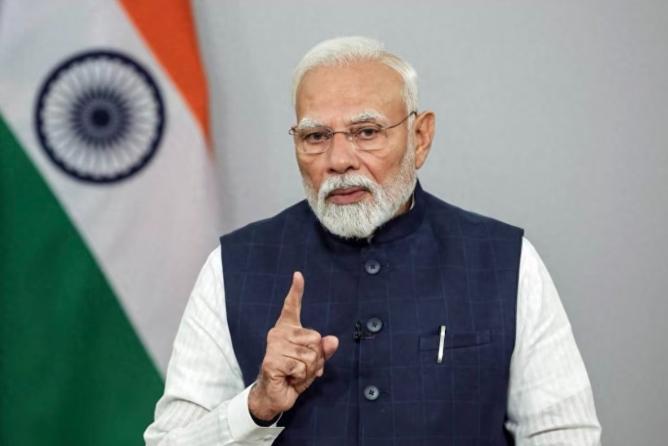 印度的翻脸速度是真的快！

事情得从3月初说起，中东局势一紧张，霍尔木兹海峡的航