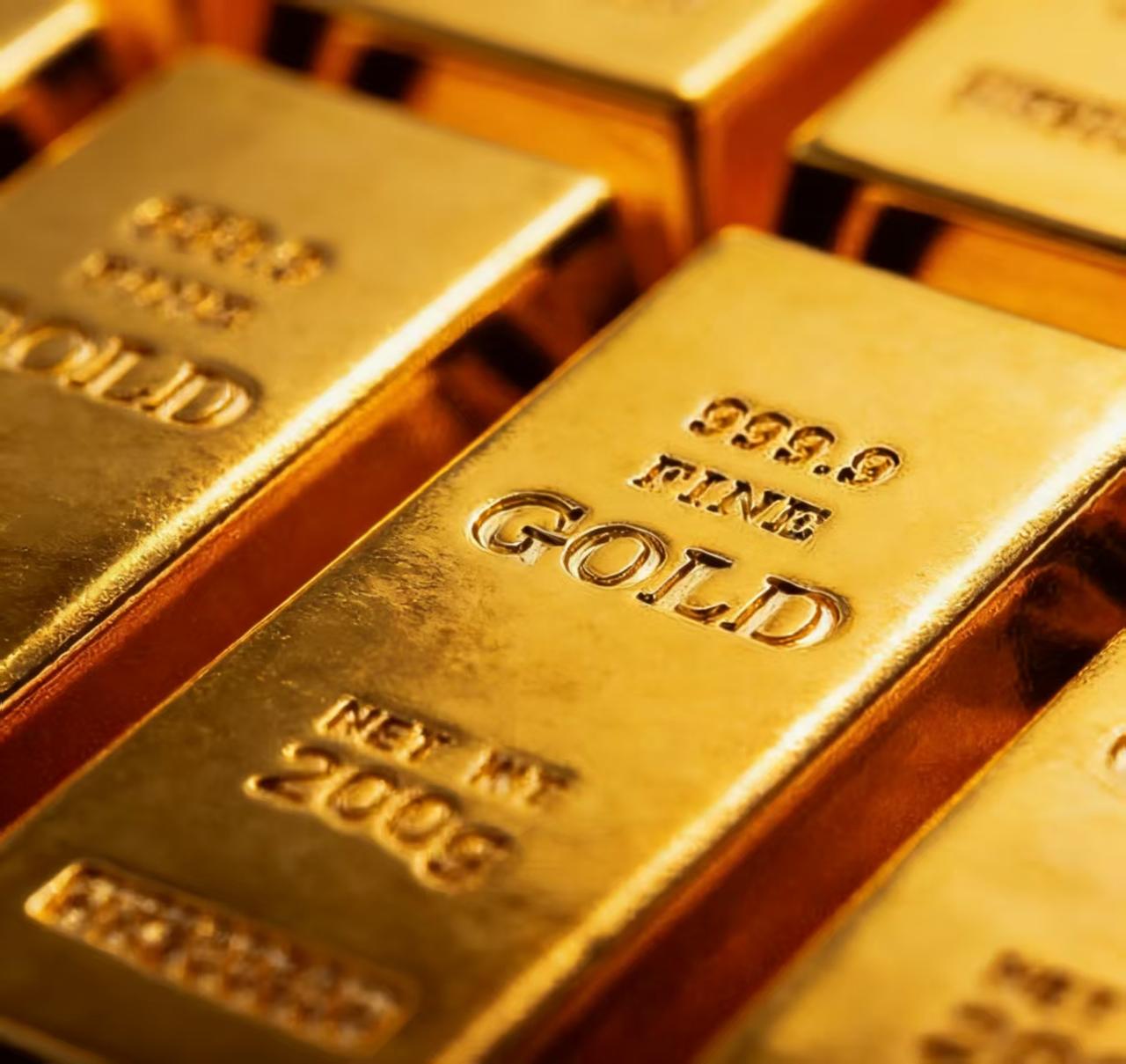 突发砸盘！黄金大买家抛售 80 亿美元，金价大幅震荡，市场风向彻底变了。

国际