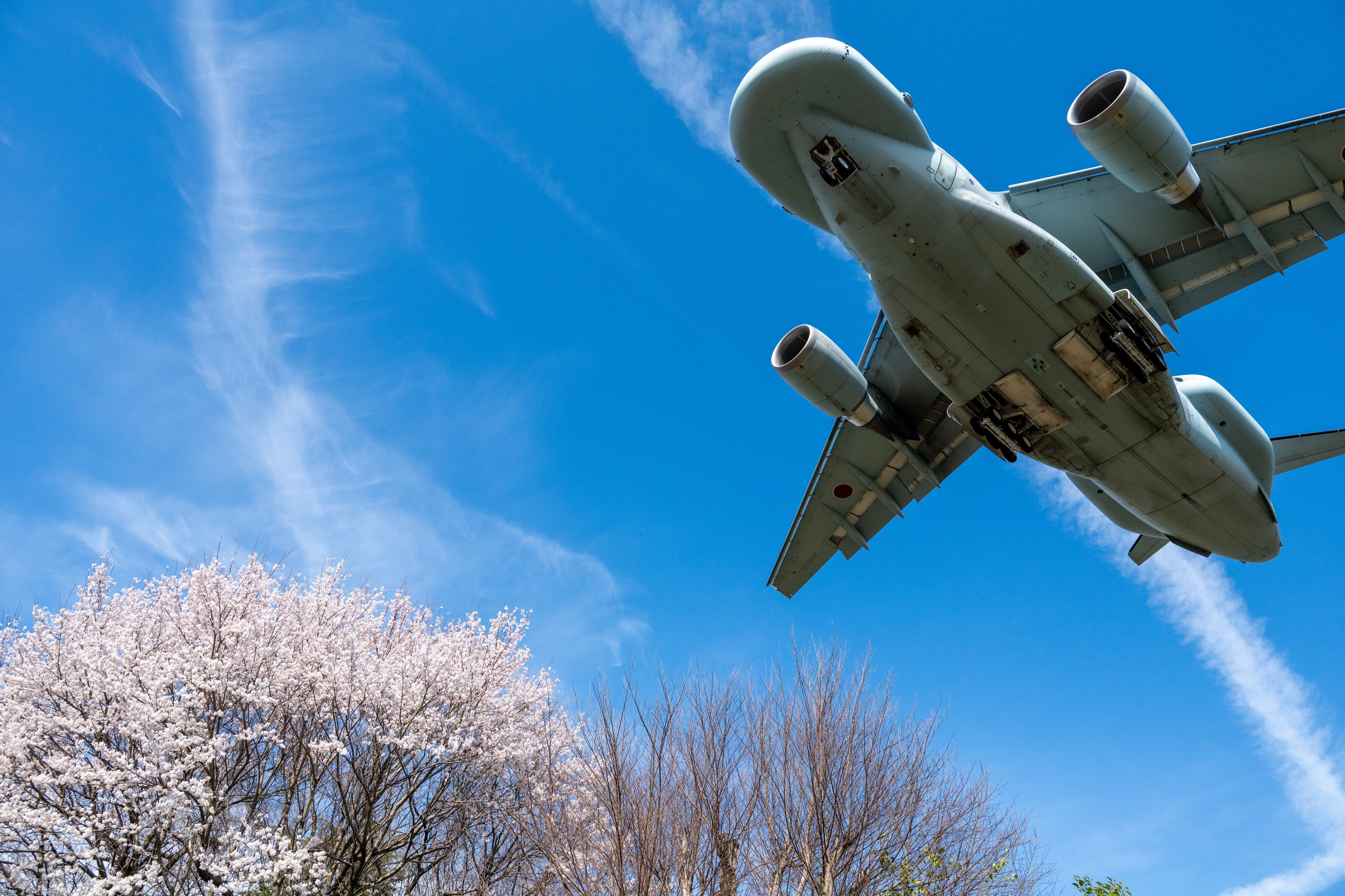 日本C-2电战型飞机进行了第二次试飞 