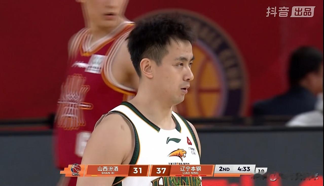 我强烈建议辽宁本钢巨星赵继伟不要浪投三分了！在今天辽宁本钢客场以86：90不敌山