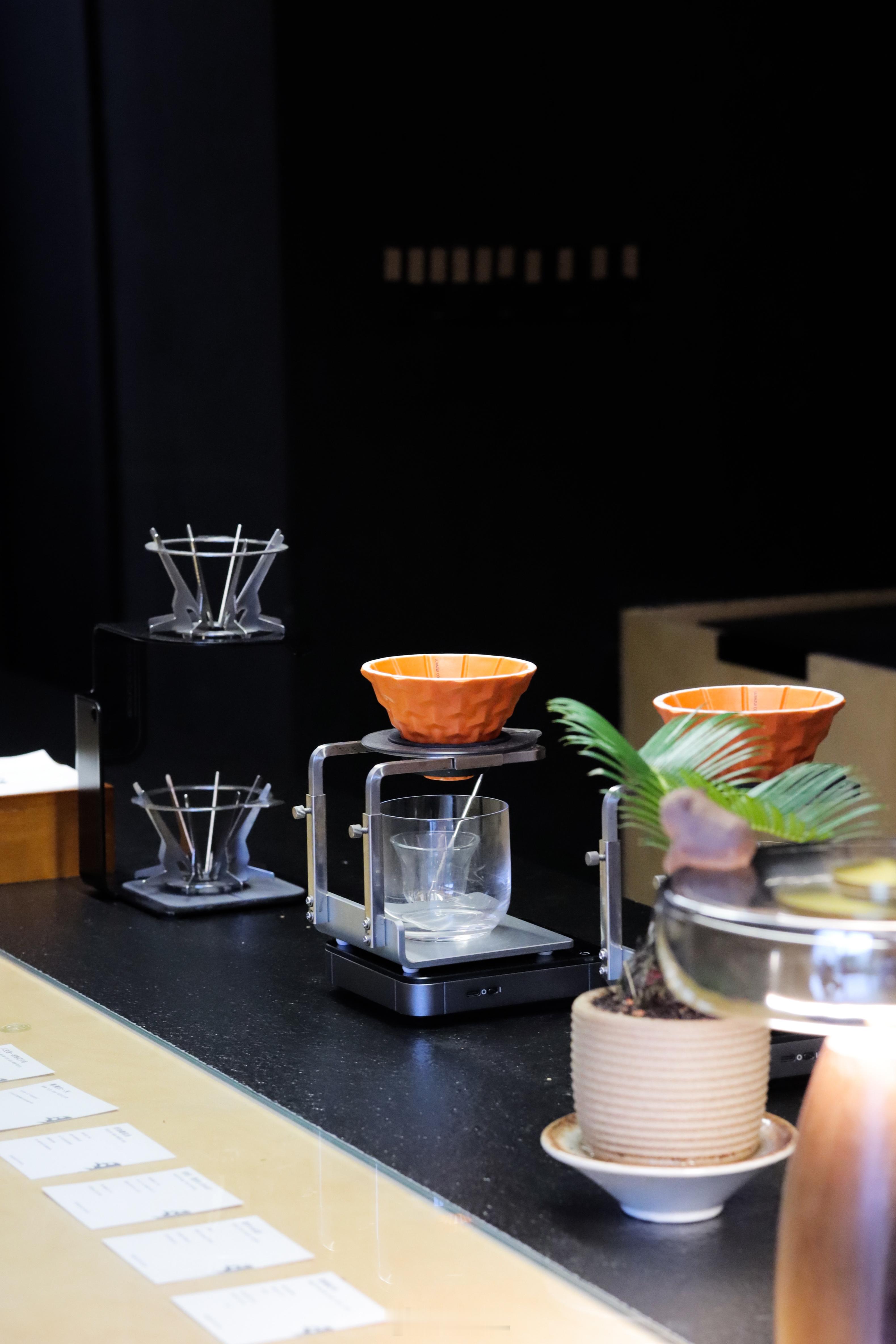 这家店弥补了这一片区的小甜水空白单从味道来说两杯都有记忆点但是特调菜单从豆子世界