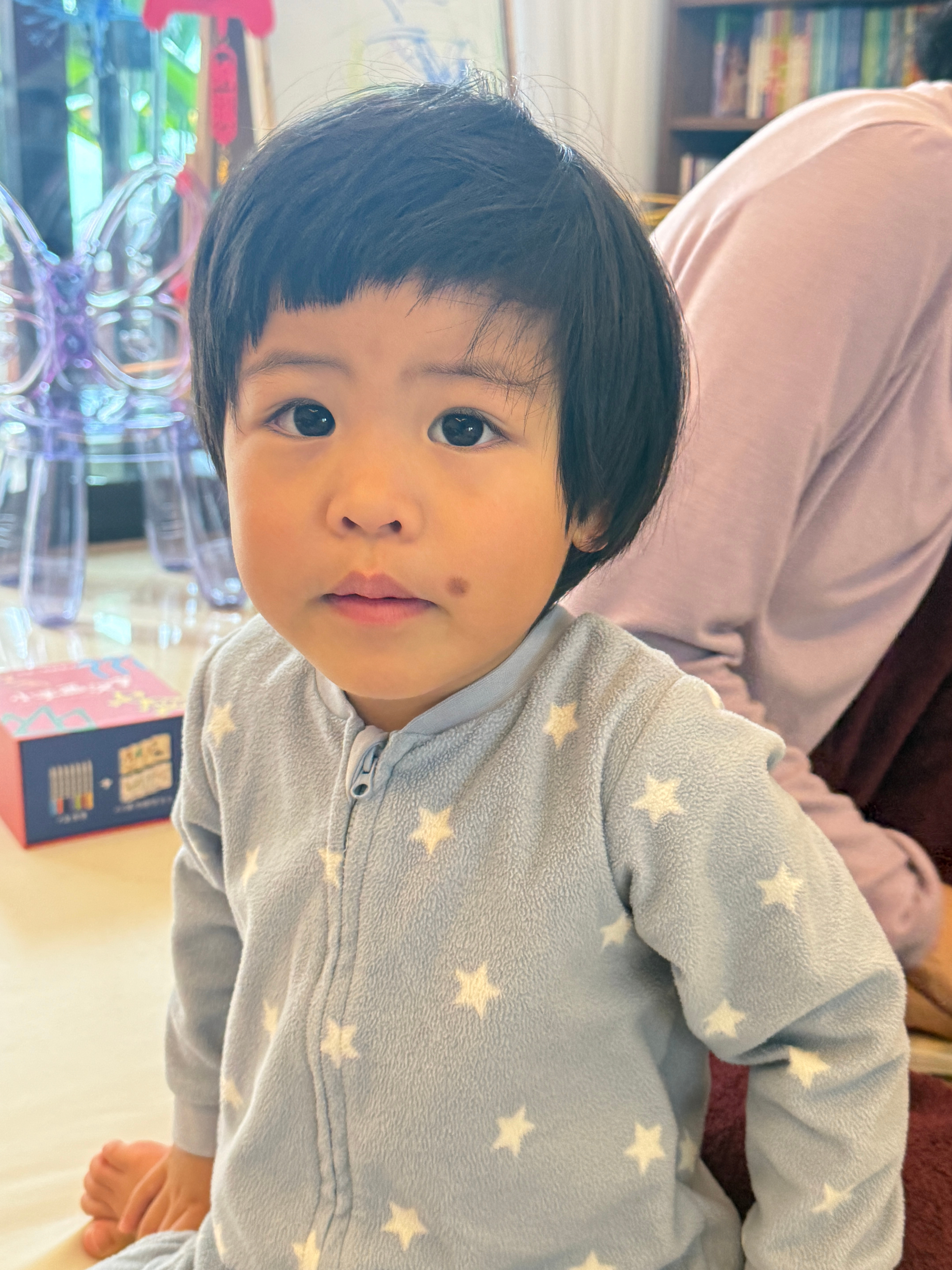 从楼下回来后心情很沮丧，说一个菇都没找到我说奇怪呀昨天不是还有很多吗压压说应该是