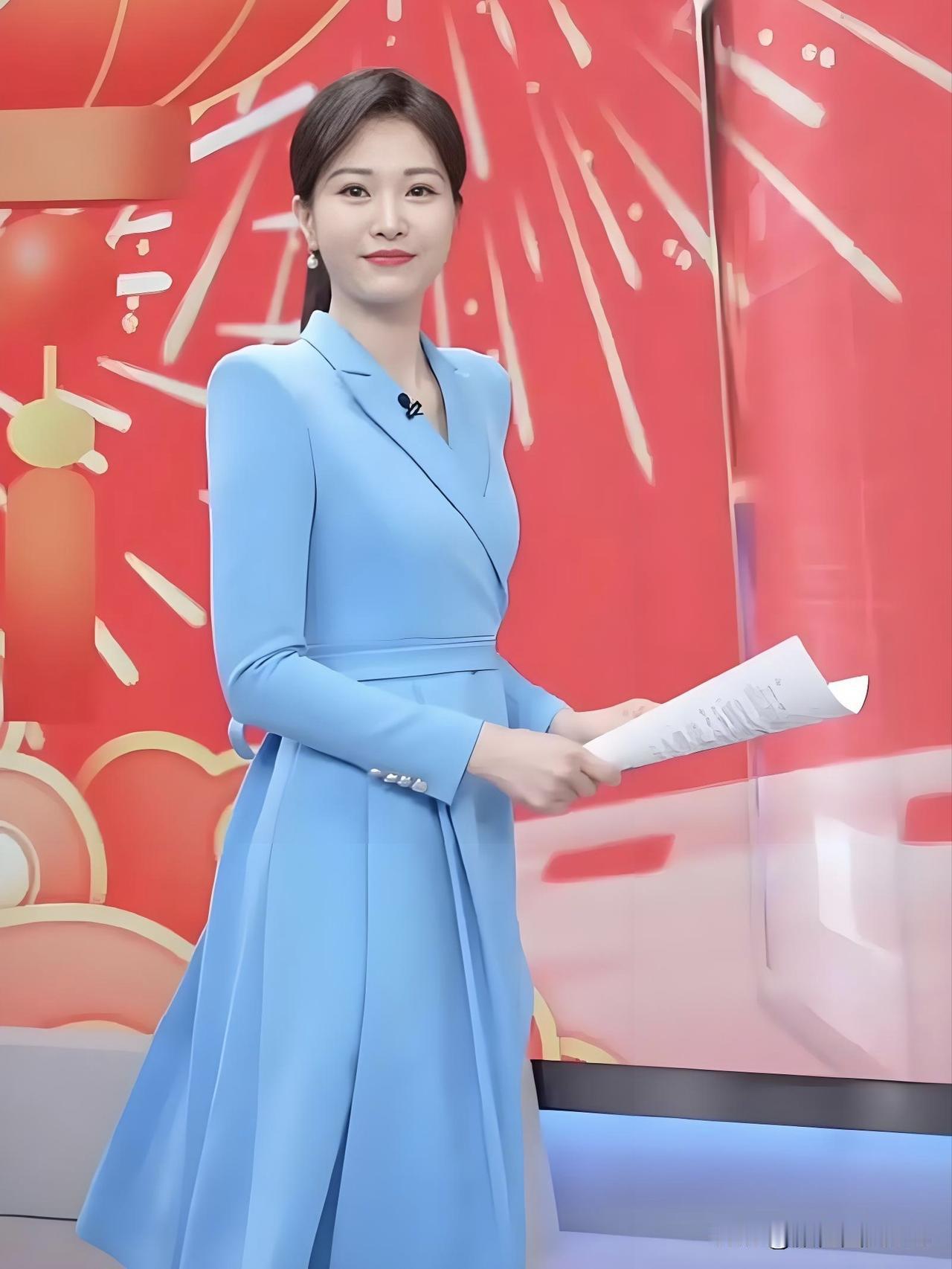 谢映玲，央视财经频道主持人，知性优雅，财经解读深入浅出，镜头前从容大气，专业与魅