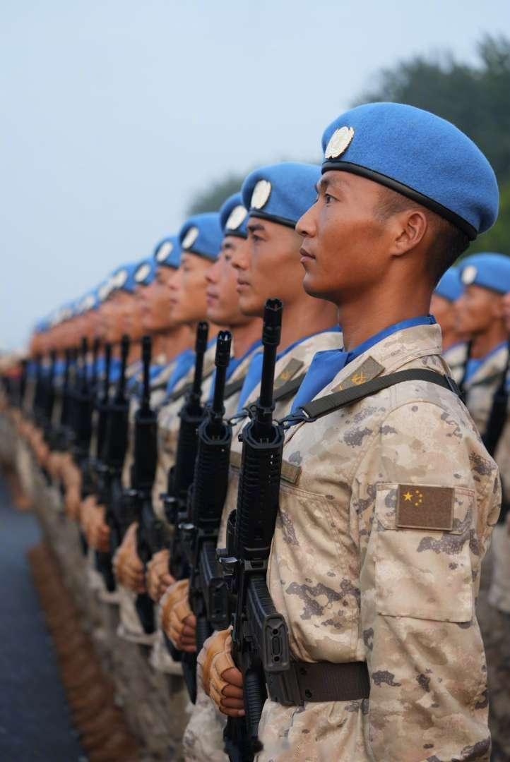 因为余卫东，看到蓝盔维和部队，有种特别的亲切感，我国是联合国五常中派出维和部队人