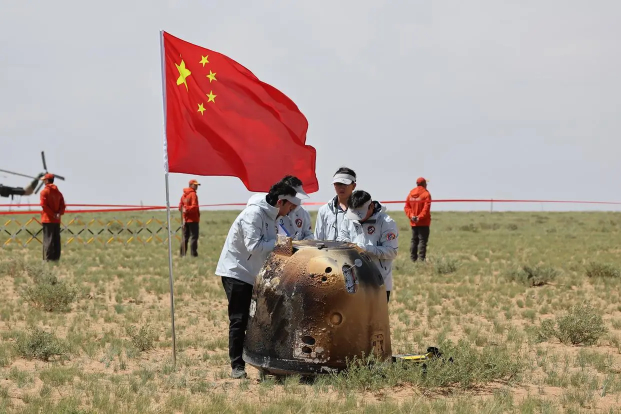 #嫦娥六号# 就像围着一口锅[允悲][允悲]金立旺 摄 ​​​