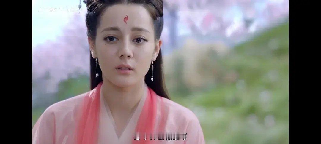 迪丽热巴古装不好看的原因出来了，她男相太严重了 ​​​