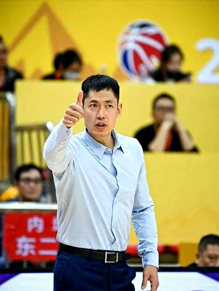 北控德比惨败！65:84主场输首钢
 

2025年6月24日，北控官宣闵鹿蕾离