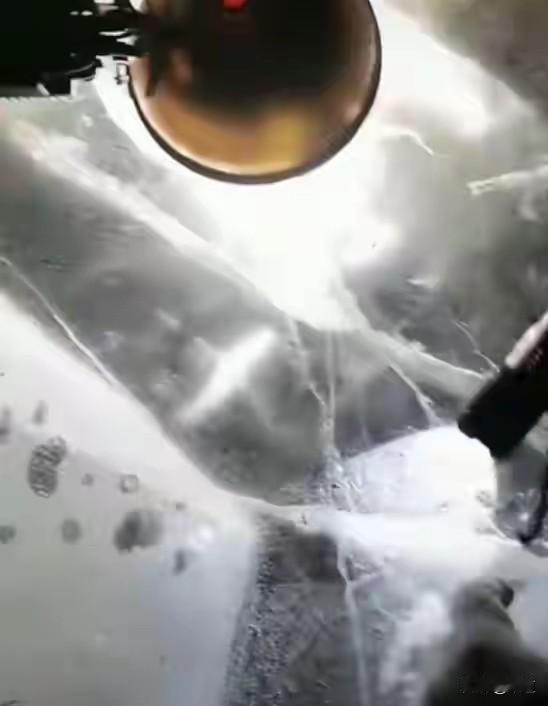 这么冷的天，1月22日上午，内蒙古自治区赤峰市宁城县一位70岁老大爷走失，救援队